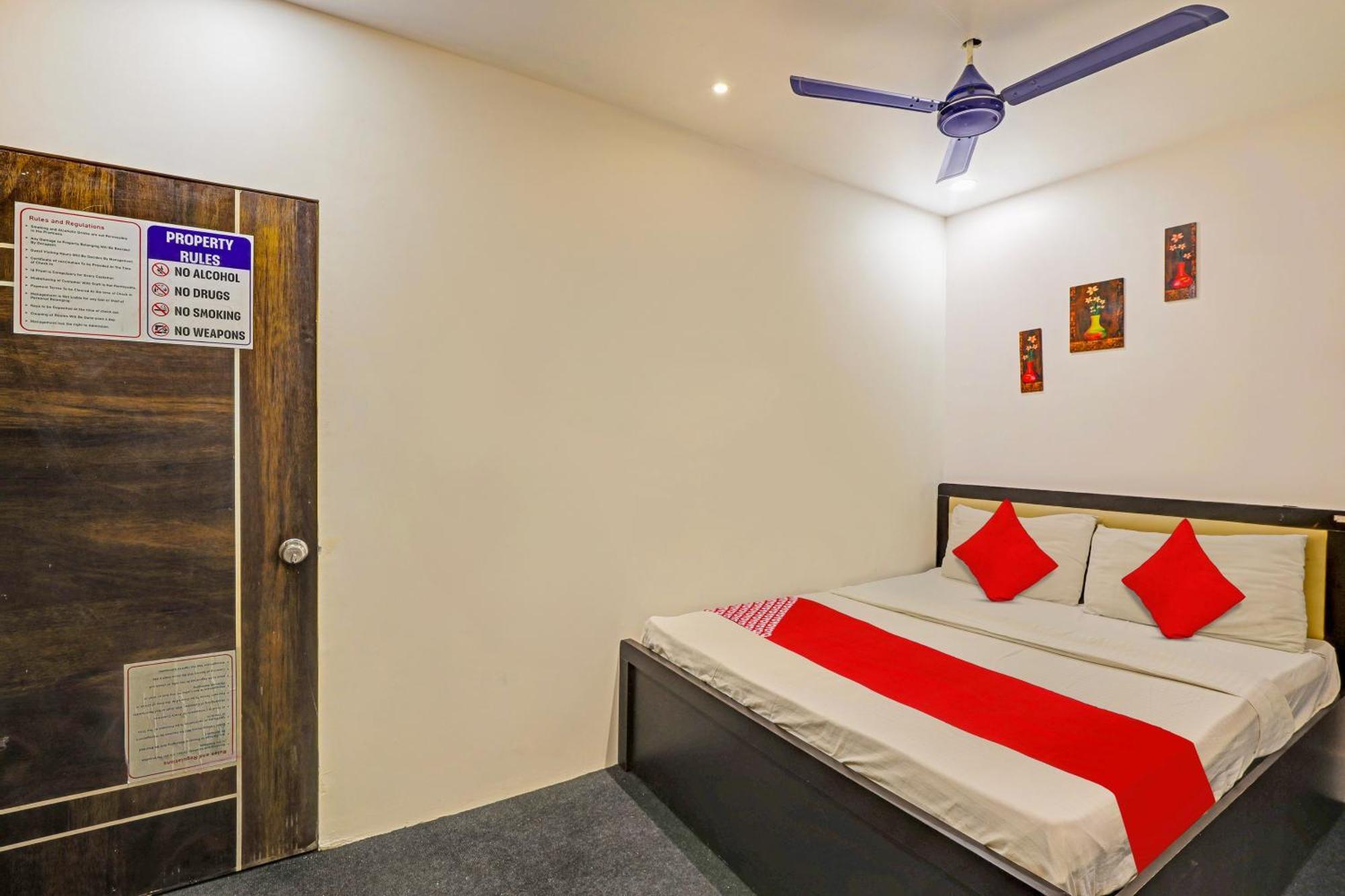 Hotel O Lotus Hotel Surat Zewnętrze zdjęcie