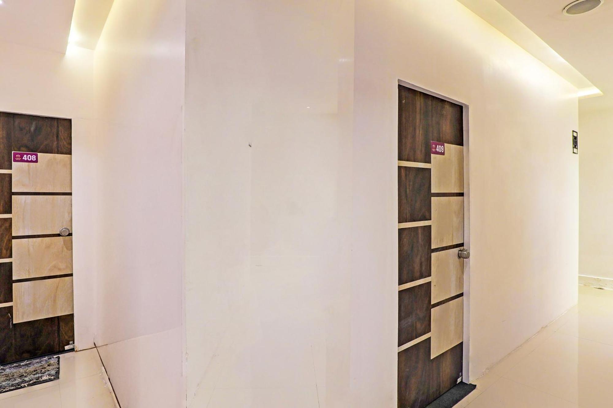 Hotel O Lotus Hotel Surat Zewnętrze zdjęcie